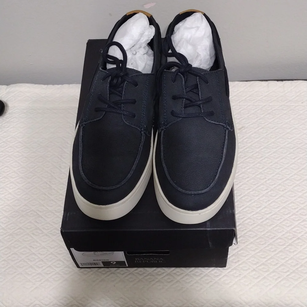 Banana Republic Morton Navy Nubuck Leather Boat Shoe